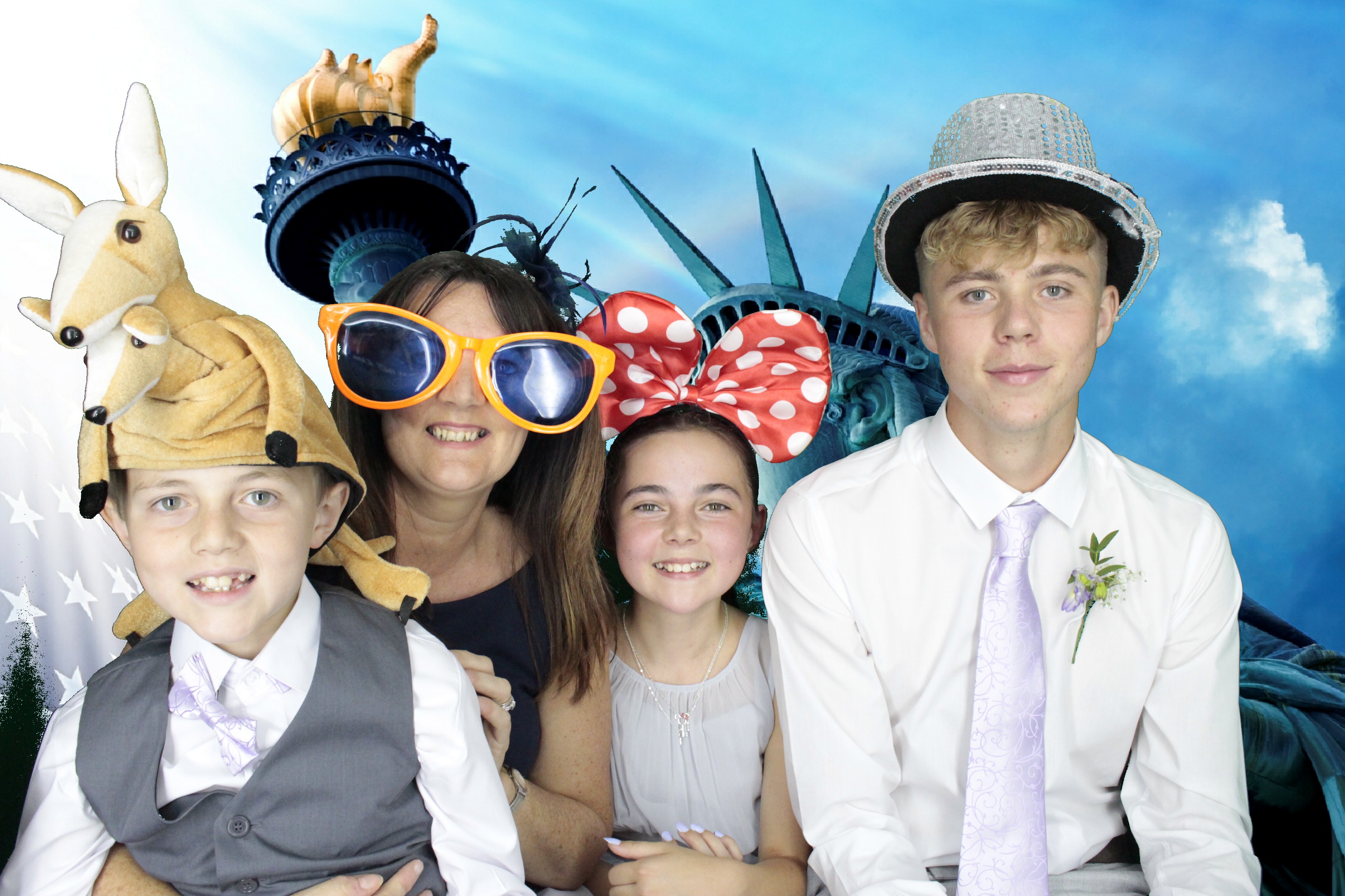 Katie and Jons Wedding | View more photos from the event at gallery.myphotoboothexperience.co.uk/u/MyPhotoBoothExperienceLtd/Katie-and-Jons-Wedding